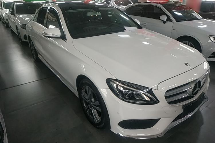 Used Mercedes-Benz C-Class 2017 Facelift C 200 L Sport Edition Front Right 45 Deg