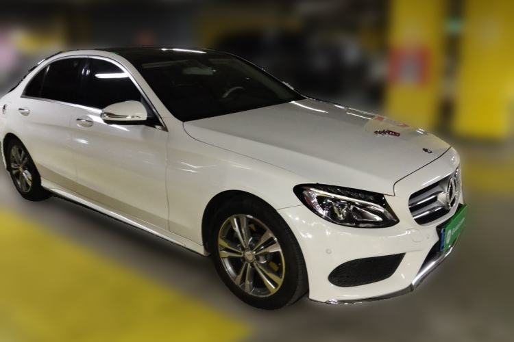 Used Mercedes-Benz C-Class 2017 C 200 L Sport Edition Front Right 45 Deg