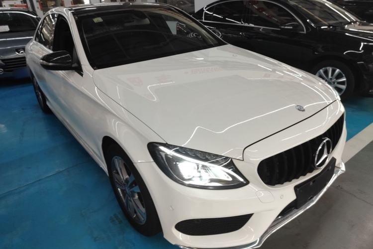 Used Mercedes-Benz C-Class 2017 C 200 L Sport Edition Front Right 45 Deg