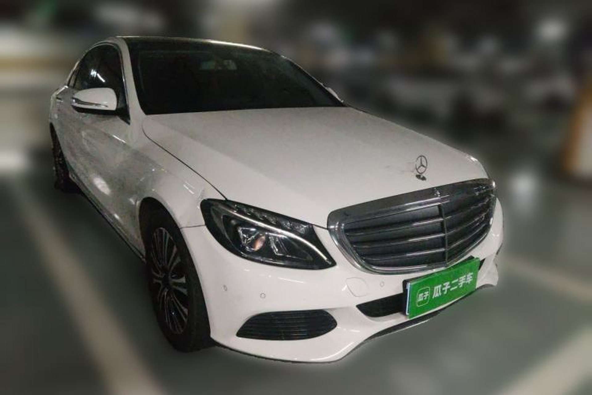Used Mercedes-Benz C-Class 2017 C 200 L Front Right 45 Deg