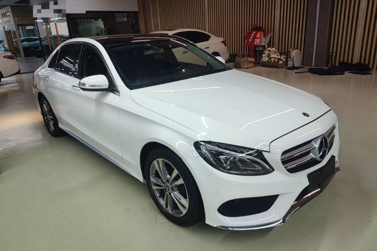 Used Mercedes-Benz C-Class 2017 Facelift C 200 L Sport Edition Front Right 45 Deg