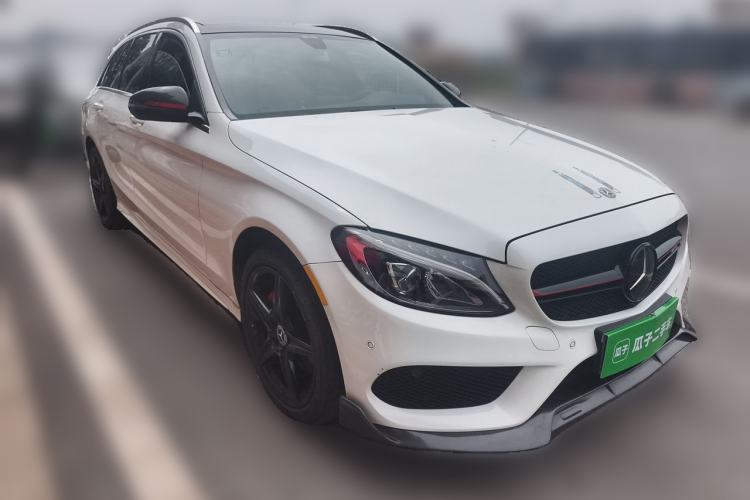 Used Mercedes-Benz C-Class 2017 Facelift C 200 Station Wagon Front Right 45 Deg