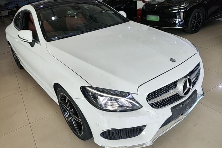 Used Mercedes-Benz C-Class 2017 C 200 Coupe Front Right 45 Deg