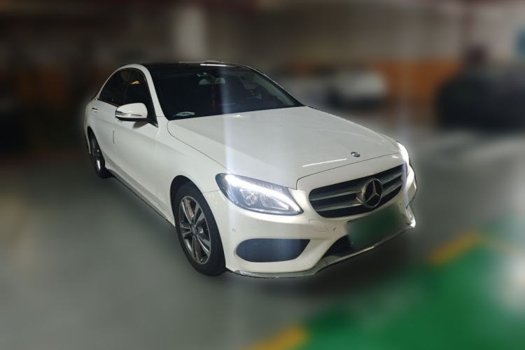 Used Mercedes-Benz C-Class 2017 C 200 L Sport Edition Front Right 45 Deg