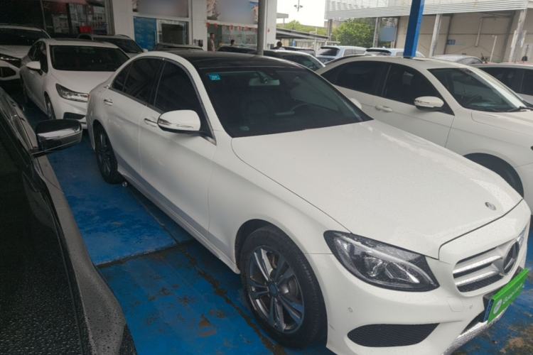 Used Mercedes-Benz C-Class 2017 Facelift C 200 L Sport Edition Front Right 45 Deg