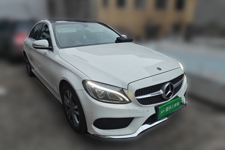 Used Mercedes-Benz C-Class 2017 Facelift C 200 L Sport Edition Front Right 45 Deg
