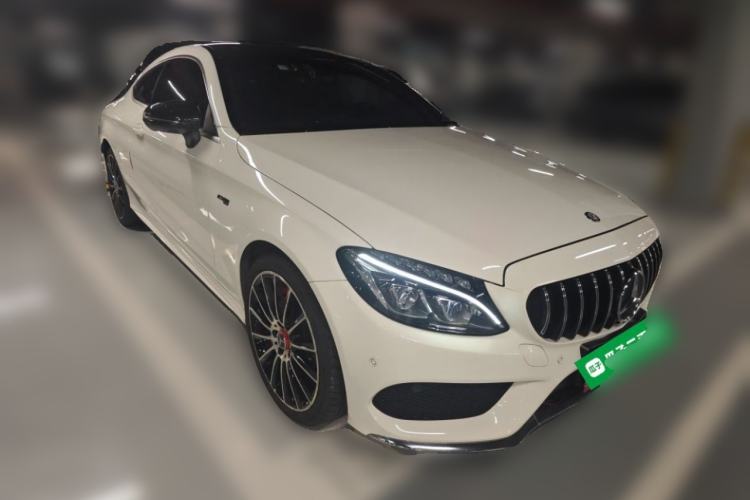 Used Mercedes-Benz C-Class 2017 C 200 4MATIC Coupe Front Right 45 Deg
