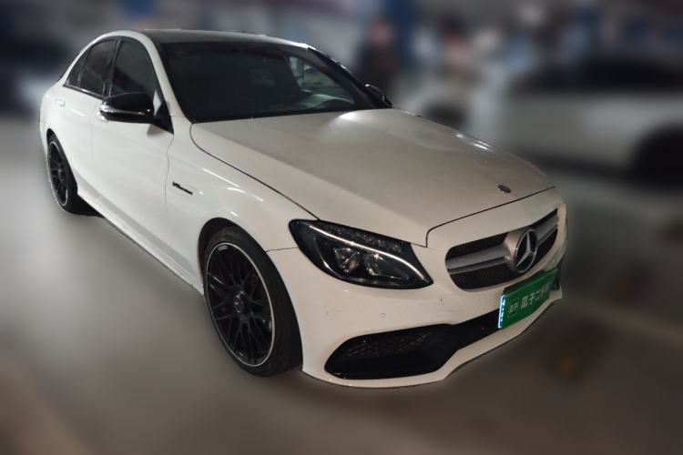 Used Mercedes-Benz C-Class 2017 C 200 Sport Edition Front Right 45 Deg