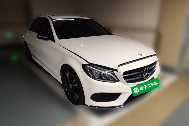 Used Mercedes-Benz C-Class 2017 C 200 Sport Edition Front Right 45 Deg