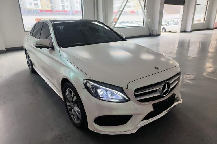 Used Mercedes-Benz C-Class 2017 Facelift C 200 L Sport Edition Front Right 45 Deg