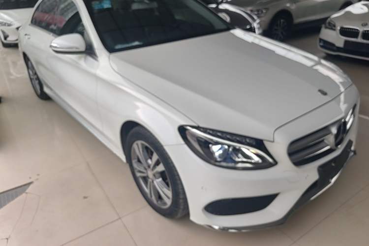 Used Mercedes-Benz C-Class 2017 C 200 L Sport Edition Front Right 45 Deg