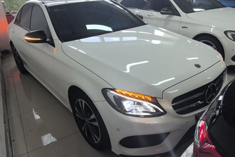 Used Mercedes-Benz C-Class 2017 Restyled C 200 Sport Edition Front Right 45 Deg