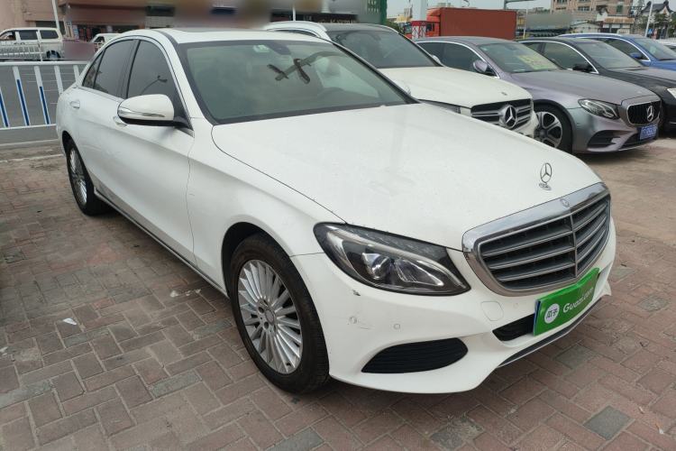 Used Mercedes-Benz C-Class 2017 C 180 L Front Right 45 Deg