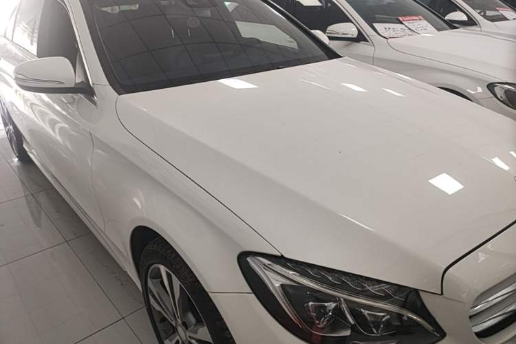 Used Mercedes-Benz C-Class 2017 Facelift C 200 L 4MATIC Sport Edition Front Right 45 Deg