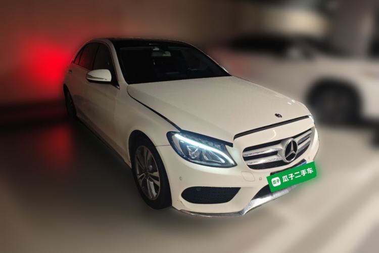 Used Mercedes-Benz C-Class 2017 Restyled C 200 Sport Edition Front Right 45 Deg
