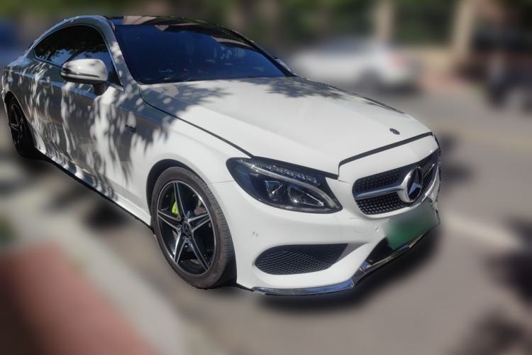 Used Mercedes-Benz C-Class 2017 C 200 Coupe Front Right 45 Deg