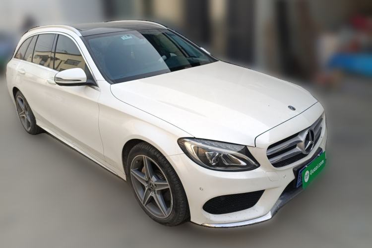 Used Mercedes-Benz C-Class 2017 Facelift C 200 Station Wagon Front Right 45 Deg
