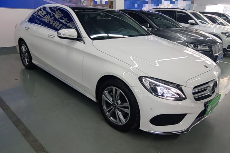 Used Mercedes-Benz C-Class 2017 Facelift C 200 L Sport Edition Front Right 45 Deg