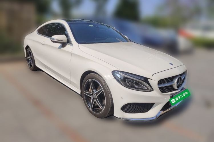 Used Mercedes-Benz C-Class 2017 Facelift C 200 Coupe Front Right 45 Deg