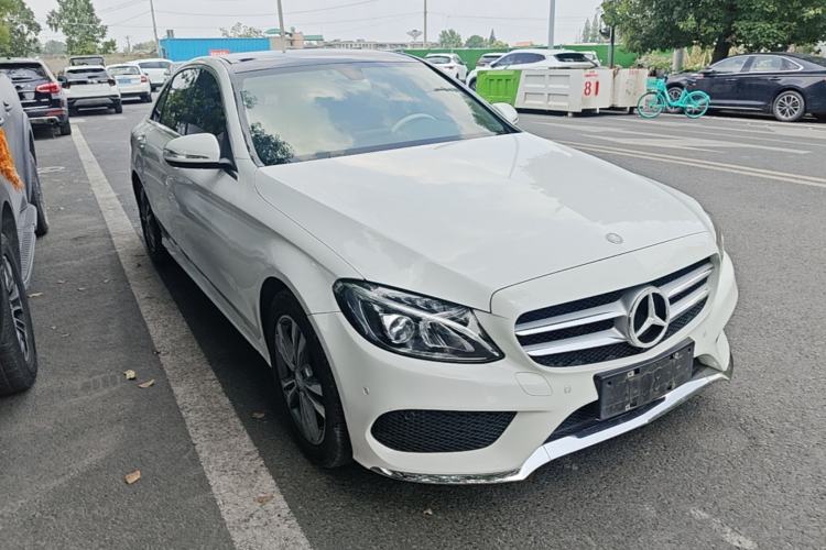 Used Mercedes-Benz C-Class 2017 C 200 L Sport Edition Front Right 45 Deg