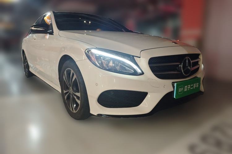 Used Mercedes-Benz C-Class 2017 Restyled C 200 Sport Edition Front Right 45 Deg
