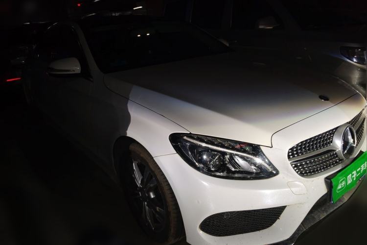 Used Mercedes-Benz C-Class 2017 C 200 L Sport Edition Front Right 45 Deg