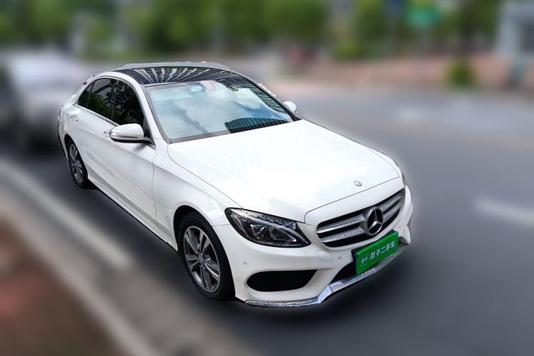 Used Mercedes-Benz C-Class 2017 Facelift C 200 L Sport Edition Front Right 45 Deg