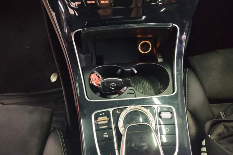 Used Mercedes-Benz C-Class 2017 C 200 Sport Edition Gear Lever