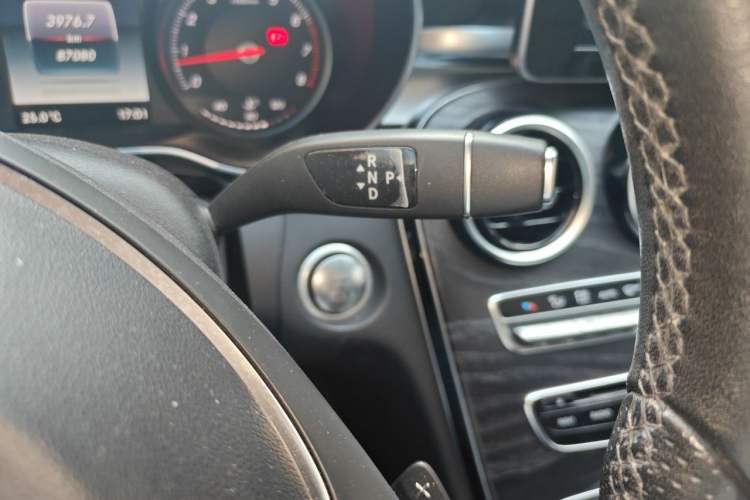 Used Mercedes-Benz C-Class 2017 Facelift C 200 L Sport Edition Gear Lever