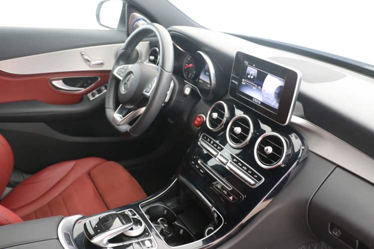 Used Mercedes-Benz C-Class 2017 Restyled C 200 Sport Edition Gear Lever