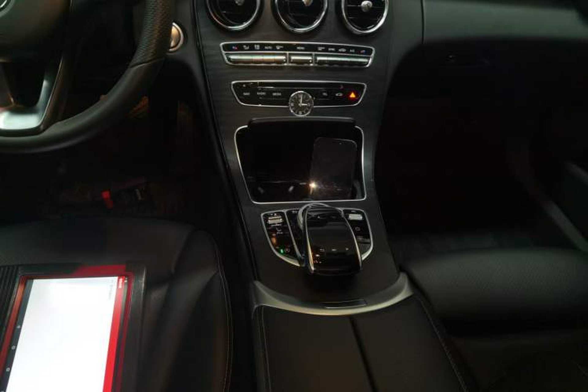 Used Mercedes-Benz C-Class 2017 C 200 L 4MATIC Sport Edition Gear Lever