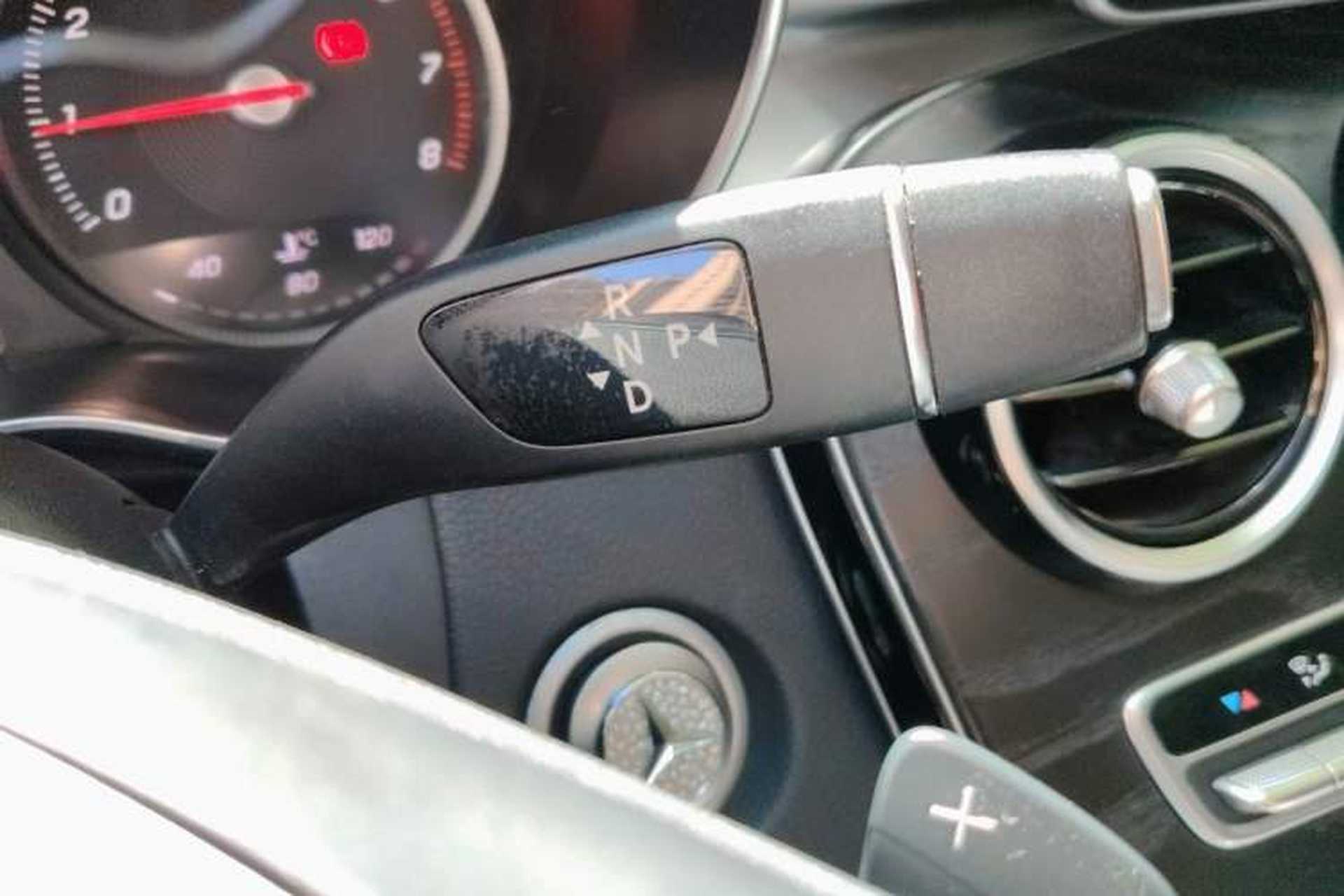 Used Mercedes-Benz C-Class 2017 Facelift C 200 L Sport Edition Gear Lever