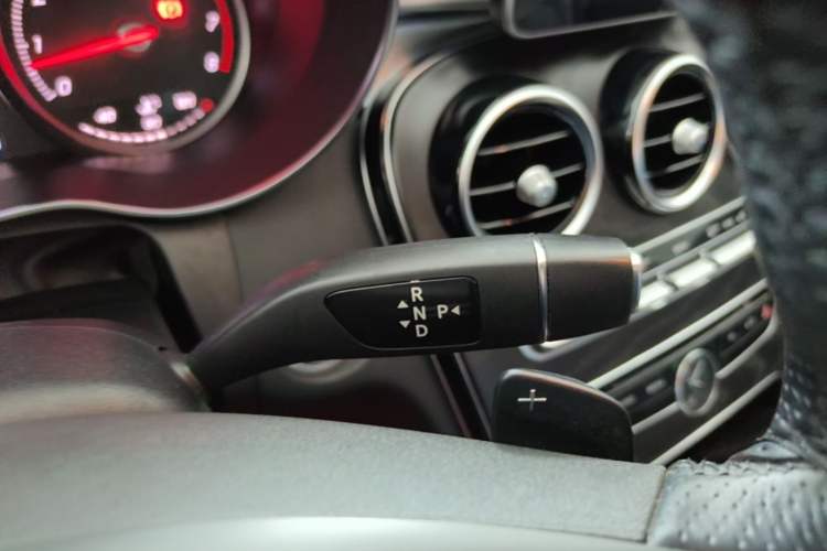 Used Mercedes-Benz C-Class 2017 Facelift C 200 L Sport Edition Gear Lever