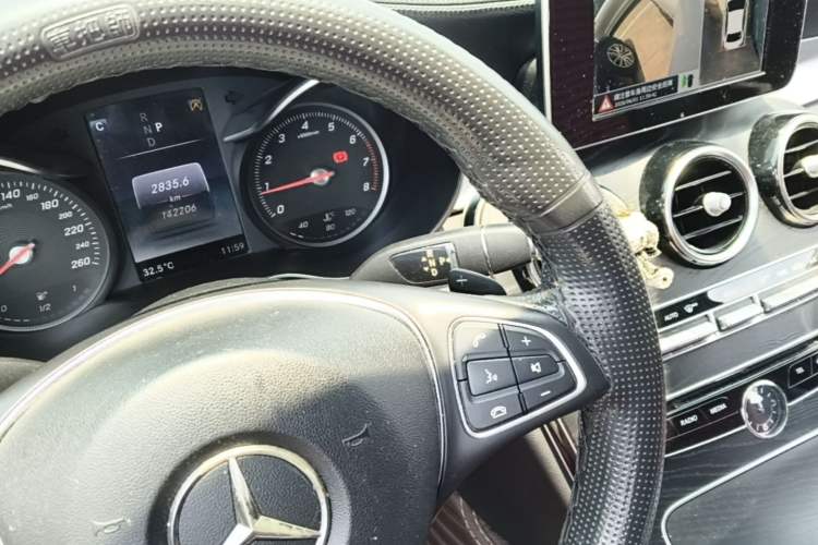 Used Mercedes-Benz C-Class 2017 Restyled C 180 L Fashion Edition Sport Version Gear Lever