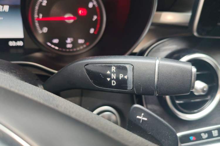 Used Mercedes-Benz C-Class 2017 C 200 L Sport Edition Gear Lever