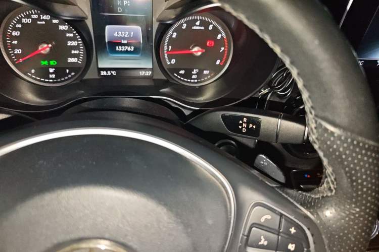 Used Mercedes-Benz C-Class 2017 Facelift C 200 L Sport Edition Gear Lever