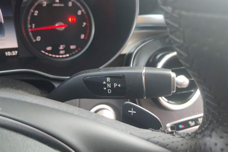 Used Mercedes-Benz C-Class 2017 Facelift C 200 L Sport Edition Gear Lever