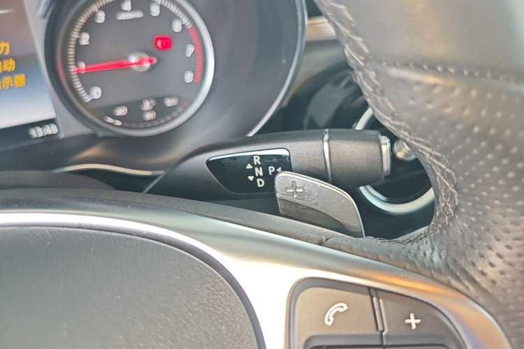 Used Mercedes-Benz C-Class 2017 C 200 Sport Edition Gear Lever
