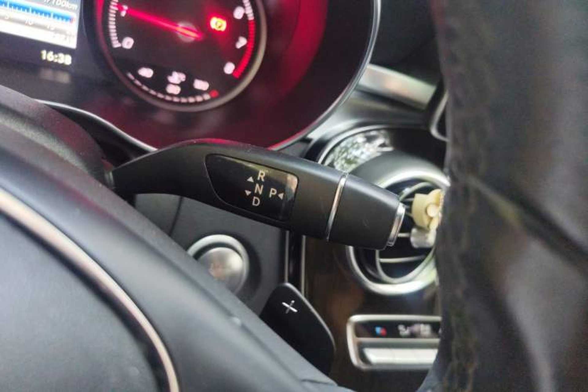 Used Mercedes-Benz C-Class 2017 Facelifted C 180 L Stylish Edition Gear Lever