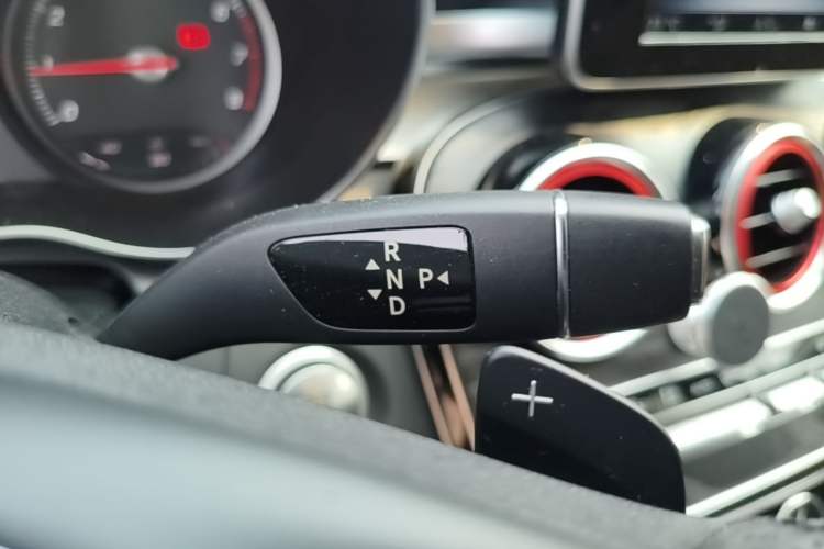 Used Mercedes-Benz C-Class 2017 C 200 L Sport Edition Gear Lever