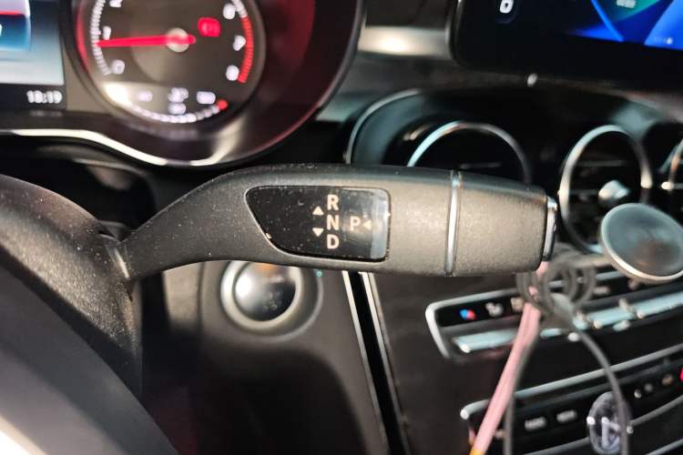 Used Mercedes-Benz C-Class 2017 C 180 L Sport Edition Gear Lever