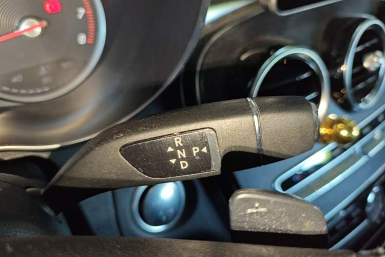 Used Mercedes-Benz C-Class 2017 C 180 L Sport Edition Gear Lever