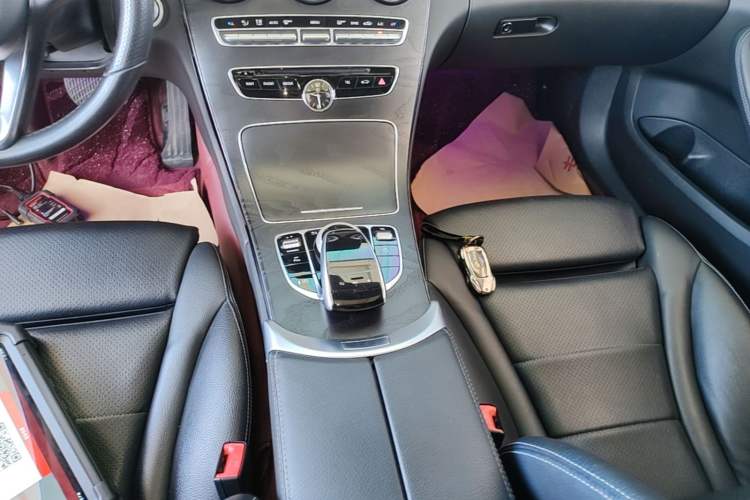 Used Mercedes-Benz C-Class 2017 C 180 L Sport Edition Gear Lever