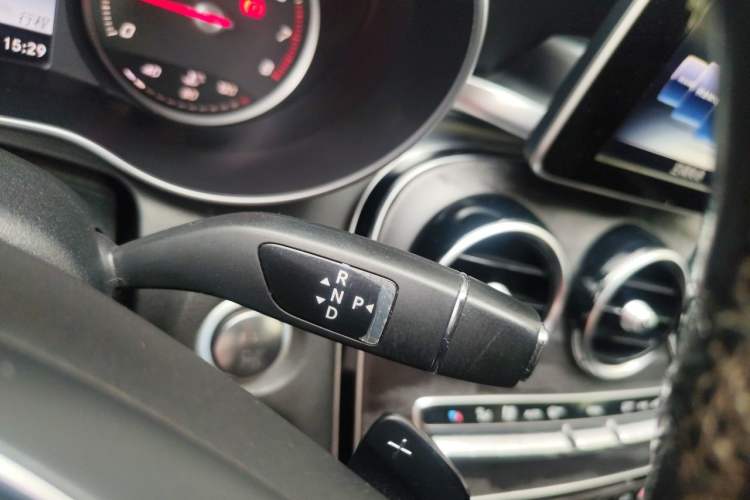 Used Mercedes-Benz C-Class 2017 C 180 L Sport Edition Gear Lever