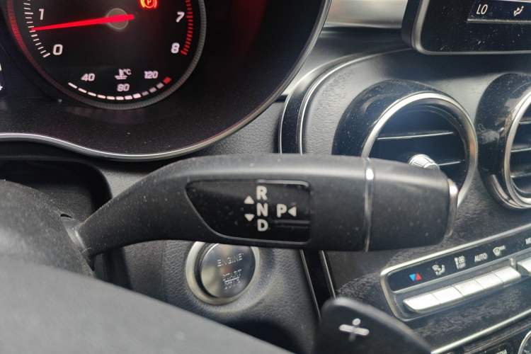 Used Mercedes-Benz C-Class 2017 Facelift C 200 L Sport Edition Gear Lever