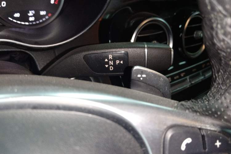 Used Mercedes-Benz C-Class 2017 C 200 Coupe Gear Lever