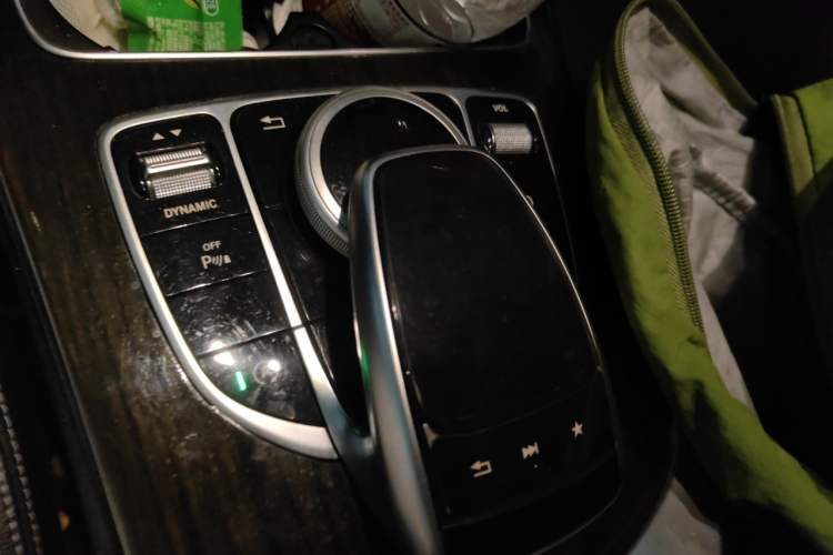 Used Mercedes-Benz C-Class 2017 C 200 L Gear Lever
