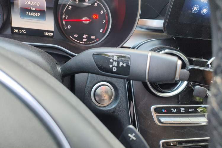 Used Mercedes-Benz C-Class 2017 Facelifted C 180 L Stylish Edition Gear Lever