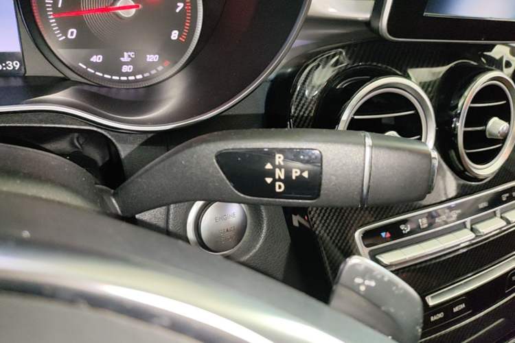 Used Mercedes-Benz C-Class 2017 C 200 Coupe Gear Lever