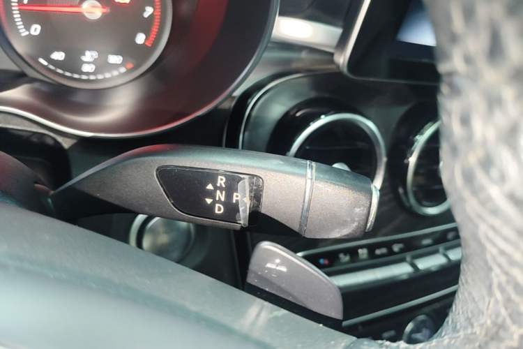 Used Mercedes-Benz C-Class 2017 Restyled C 180 L Fashion Edition Sport Version Gear Lever